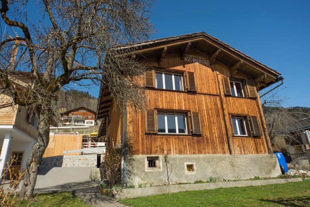 Gaestehaus Alpina In فاناس المظهر الخارجي الصورة